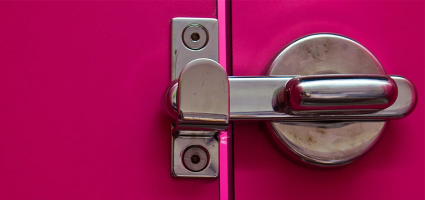 Childproof Gate Lock in Mira Monte, California