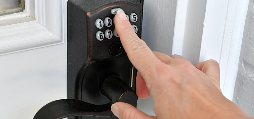 High-security Code Lock Ideas in Mira Monte, California